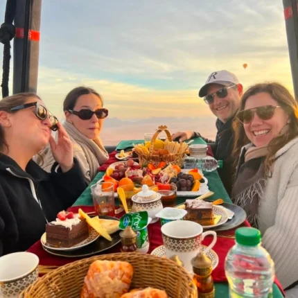 Vol Royal au lever du soleil