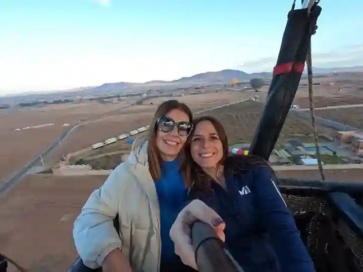Hot air balloon altitude over Marrakech