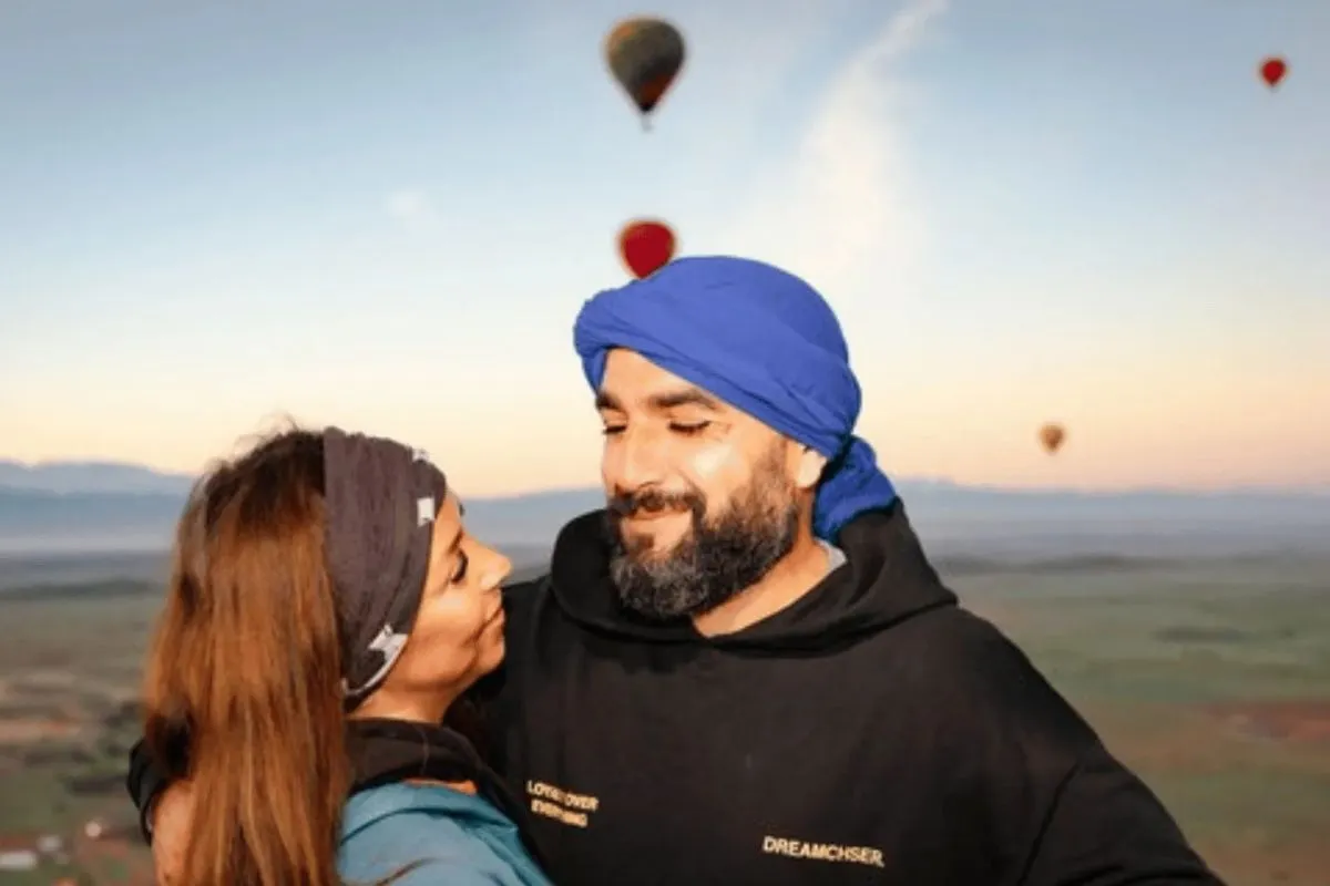 Hot Air Balloon Ride Marrakech with Air Balloon Marrakech above the Atlas Mountains at sunrise